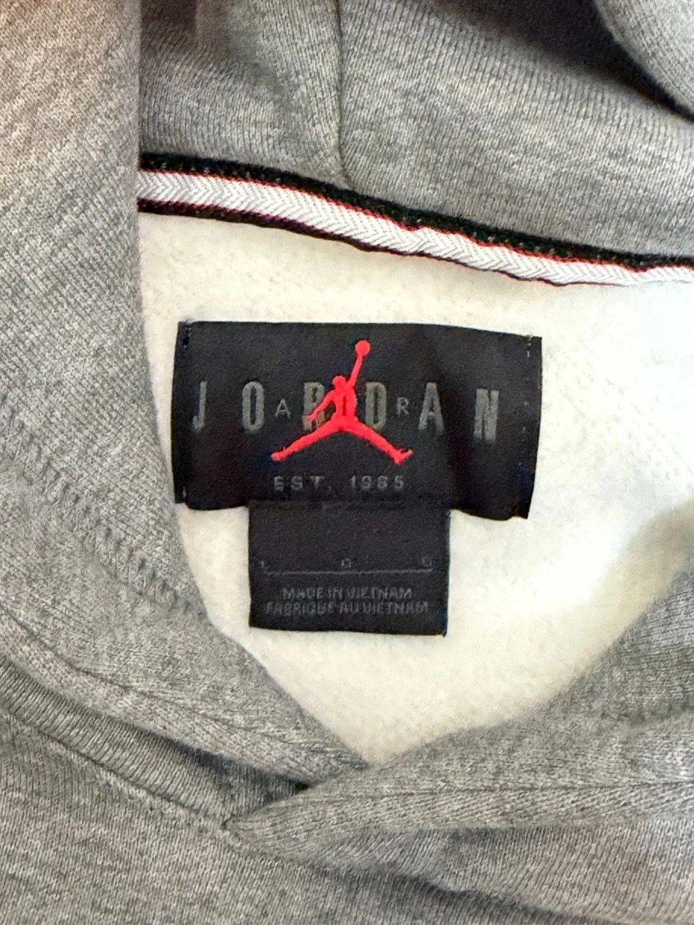 Jordan Essentials Fleece Pullover Hoodie—Size Large
